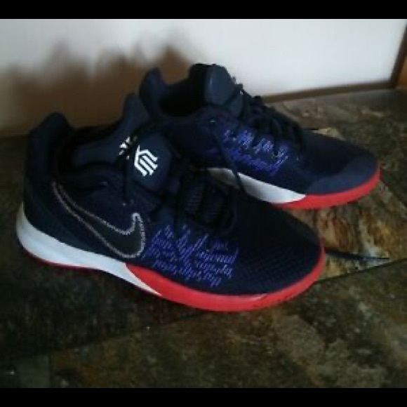 Nike Kids Basketball Shoes 13c Kyrie Flytrap II Blue Red White - Picture 7 of 7